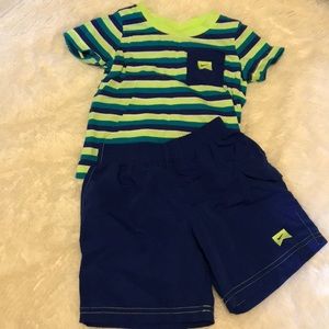 Little Boy’s 24 months Nike short set